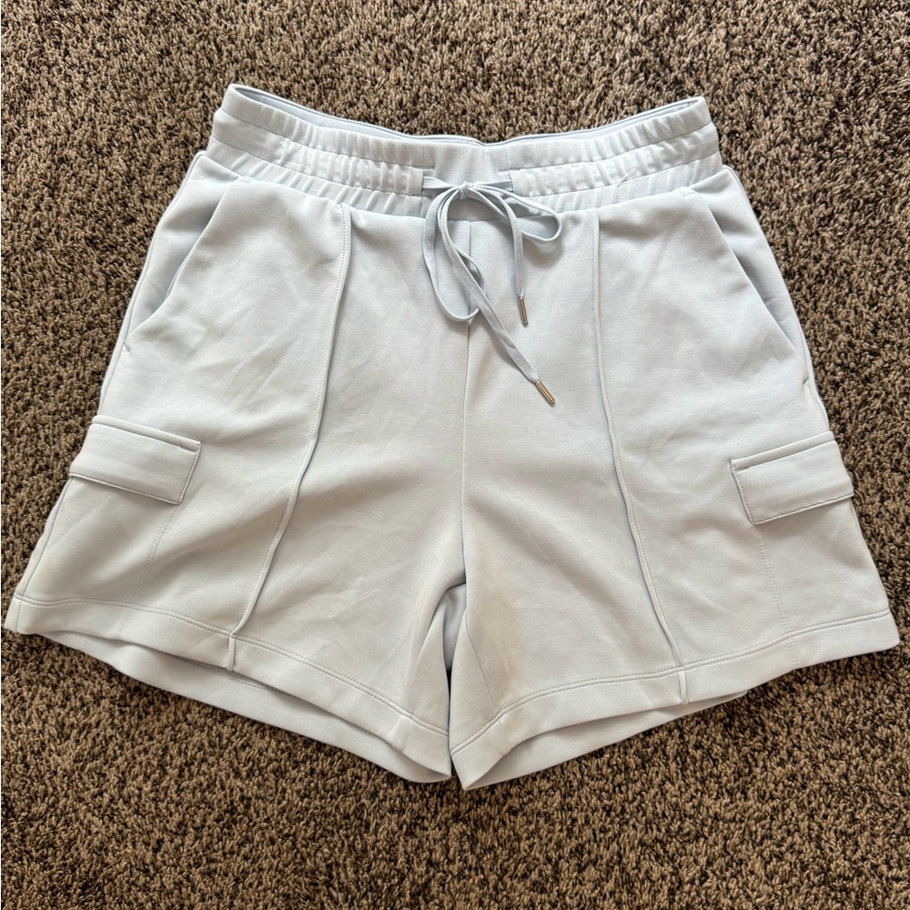 Women's Light Gray Drawstring Cargo Lounge Shorts